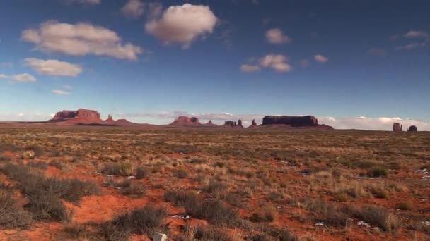 Monumento valle parque nacional en arizona, EE.UU. — Vídeo de stock