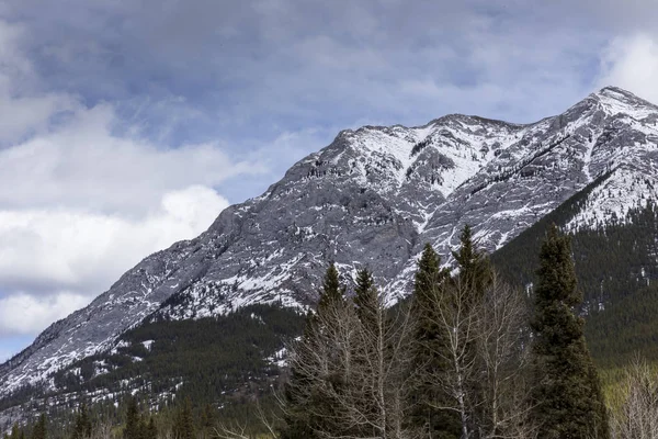 Пейзаж Скалистых гор — стоковое фото