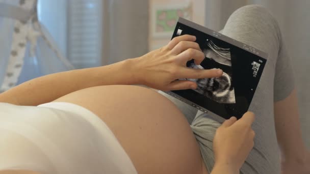 Ultrasonography exam of unborn child