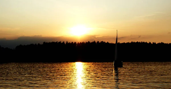 Lac Mazury Pologne Voilier Voile Sur Lui Yacht Coucher Soleil — Photo