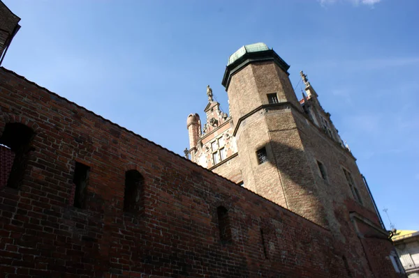 Věž Historické Cihlové Budově Polsku Vlakové Nádraží — Stock fotografie