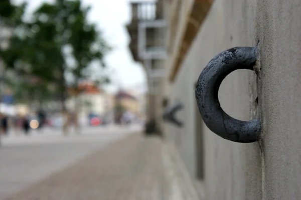 Metal Acero Elemento Clavija Parte Pared Puerta Casco Antiguo Calle — Foto de Stock