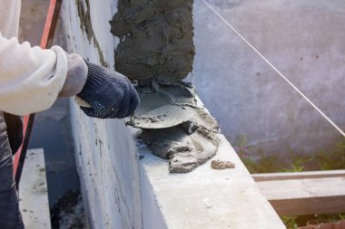 Bir ev inşa örmek,