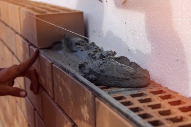 Örmek, inşaat işleri