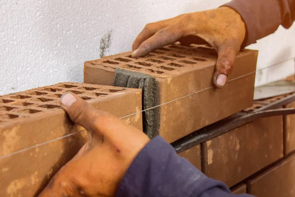 Bricklaying, lucrări de construcții — Fotografie de stoc gratuită