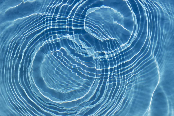 Havuz desen numarasını sekiz suda