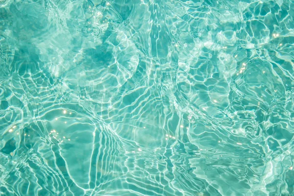 Kristallklares Blaues Wasser Schwimmbad — Stockfoto
