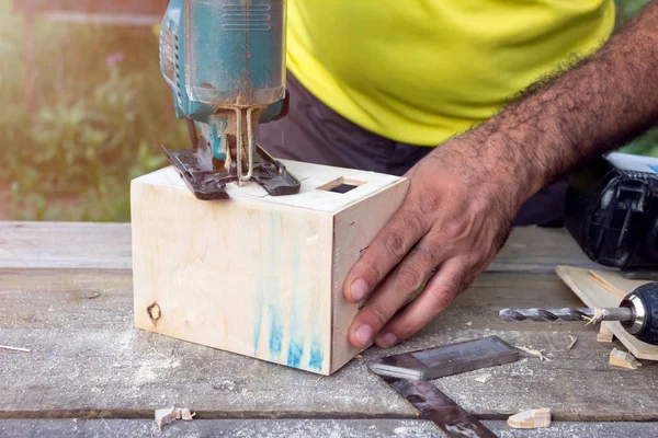 Charpentier Faire Une Loge Bois Travaille Avec Des Scies Sauteuses — Photo