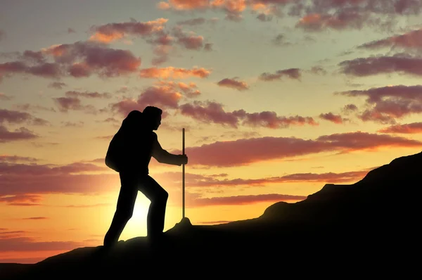 Ascent climber on the summit — Stock Photo, Image