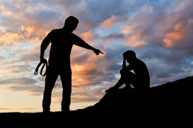 Çocuk istismarı ve aile içinde zorbalık