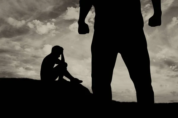 Abuso infantil e bullying na família — Fotografia de Stock
