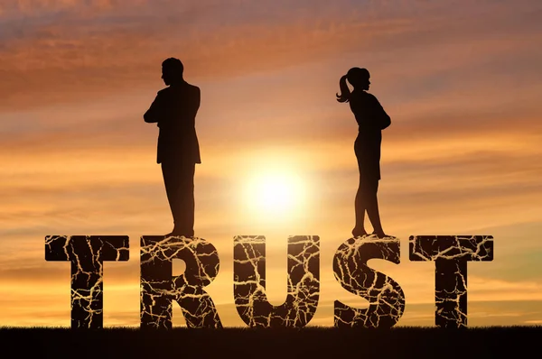 Güvensizlik ve aile içinde ihanet