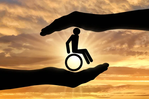 Disabili in sedia a rotelle in mano — Foto Stock