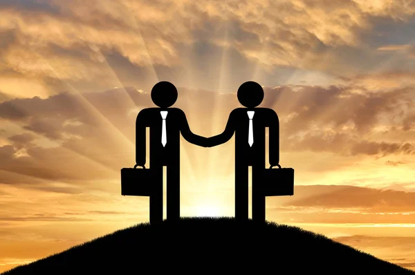 Düz simgeler insanlar el gökyüzüne karşı basın.