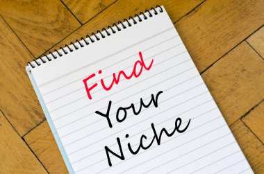 Senin niş kavramı defter üzerinde bulmak