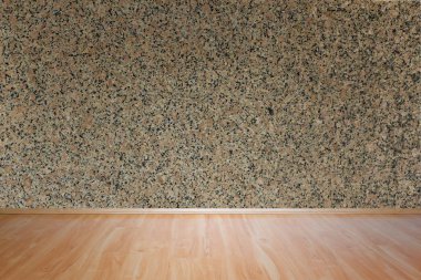 Mermer duvar doku ve ahşap zemin