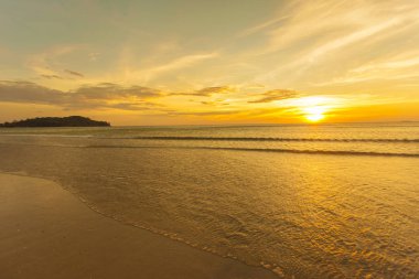 Güzel günbatımı okyanus ile