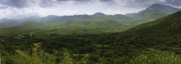 Grèce Montagnes Avec Ciel Dramatique — Photo