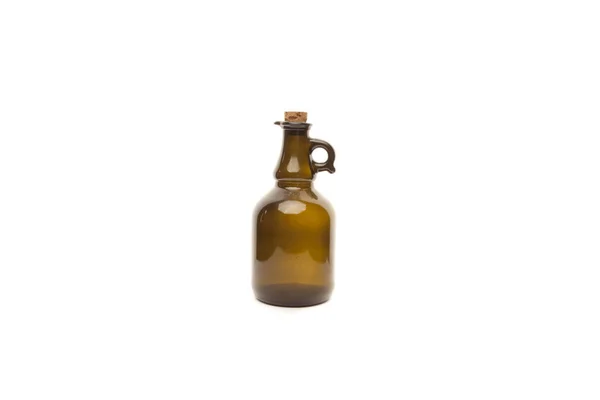 Волшебная бутылка для зелий на белом фоне — стоковое фото