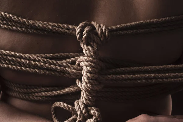 Japon bondage takate kote genç itaatkâr kadın / bdsm th