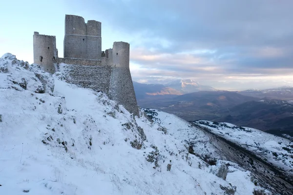 Imposing Snowy Castle Rocca Calascio Ancient Lands Abruzzo — Stock Photo, Image