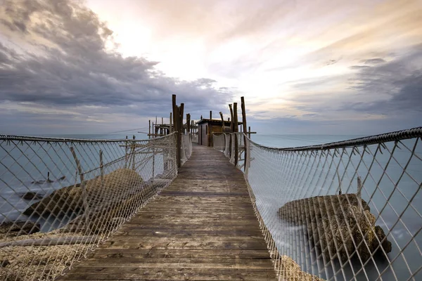 Trabocco Spezzacatena Rocca San Giovanni — 스톡 사진