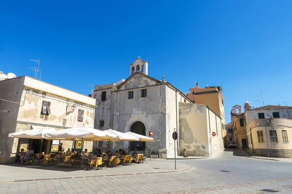 Restaurant et bar terrasses à Alghero, Sardaigne, Italie — Photo