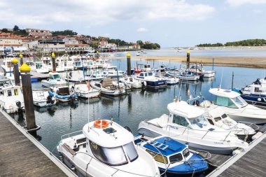 Eğlence tekne San Vicente de la Barquera, İspanya