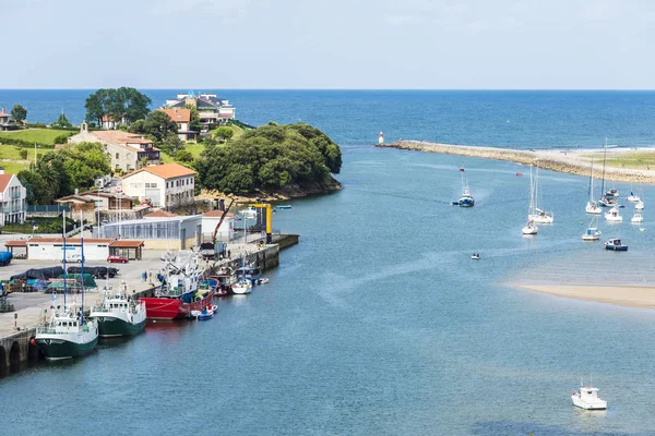 Barche da pesca in San Vicente de la Barquera, Spagna — Foto Stock