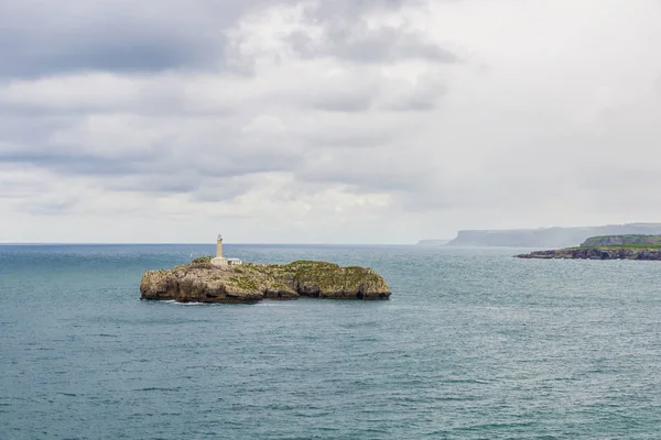 Insel mouro in santander, spanien — Stockfoto