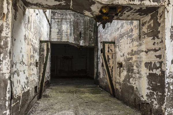 Instalações industriais abandonadas de uma mina — Fotografia de Stock