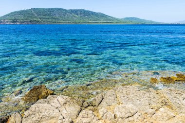 Kayalık sahilleri, Sardunya, İtalya