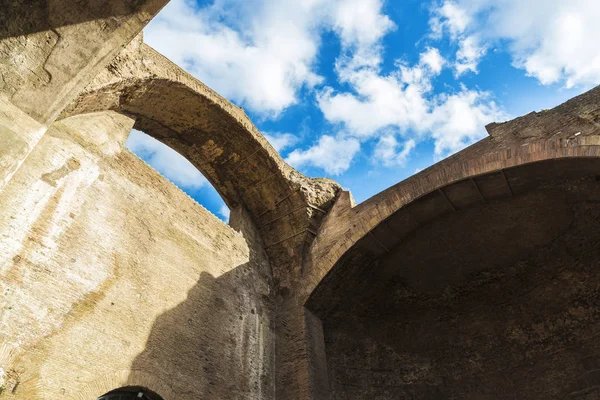 Gamla romerska baden i Rom, Italien — Stockfoto