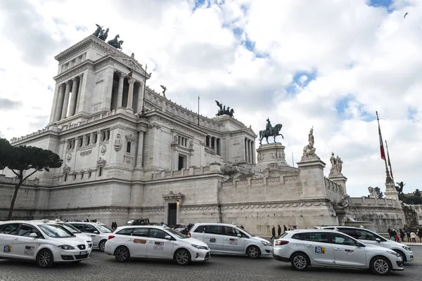 Monumen Vittorio Emanuele II di Roma, Italia . — Stok Foto