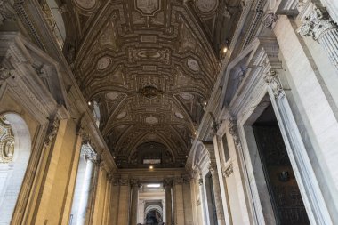 Papa'nın Vatikan, Vatikan Saint Peter Bazilikası