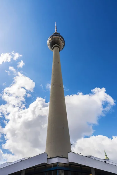 Telekommunikationsturm in berlin, deutschland — Stockfoto