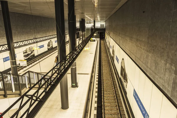 Tunnelbanestation i Berlin, Tyskland — Stockfoto