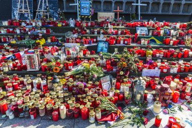 Mumlar Kaiser Wilhelm Hatıra Kilisesi, Berlin, Almanya