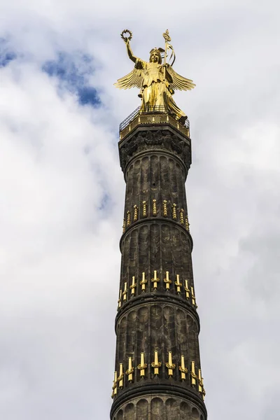 A Coluna da Vitória (Siegessaule) em Berlim, Alemanha — Fotografia de Stock