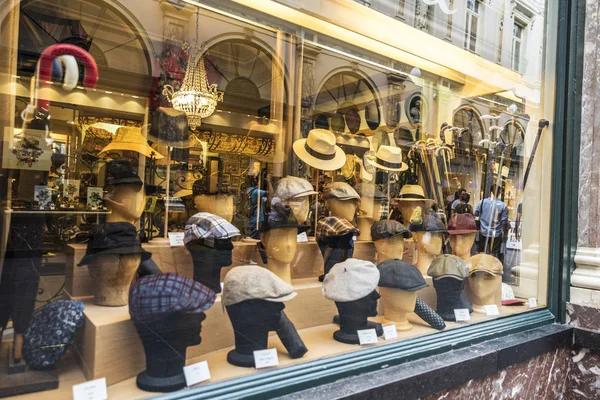 Magasin de menuiserie à Bruxelles, Belgique — Photo