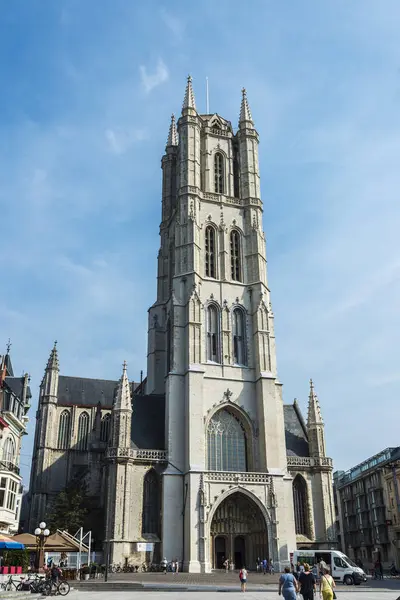 Fasad av katedralen Saint Bavo i Gent, Belgien — Stockfoto