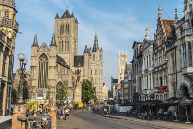 Aziz Nicholas Kilisesi ve çan kulesi Ghent, Belçika