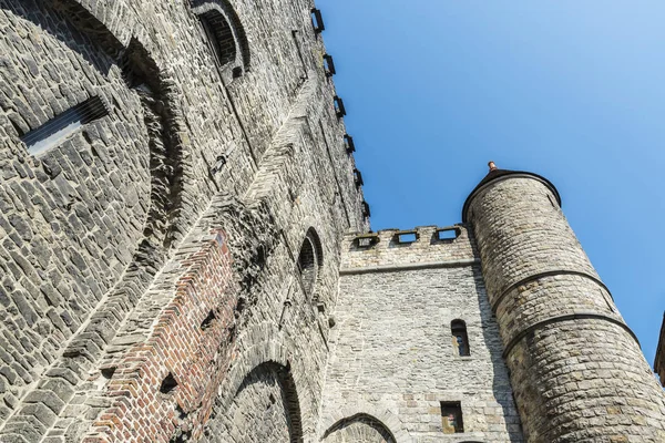 Gravensteen mittelalterliche Burg in Gent, Belgien — Stockfoto