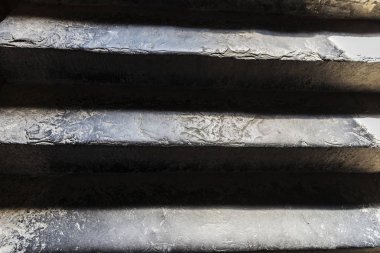 Arka plan olarak eski ortaçağ merdiven