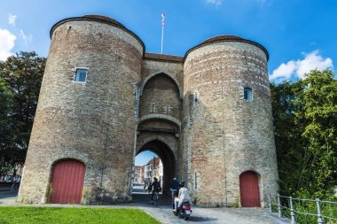 Gentpoort (Ghent kapısı) Bruges, Belçika
