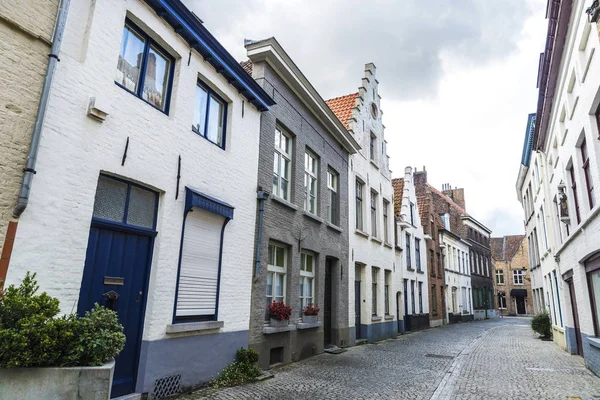 比利时布鲁日的旧房子街道 — 图库照片