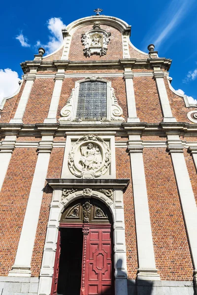 Kyrkan i den medeltida staden Brygge, Belgien — Stockfoto