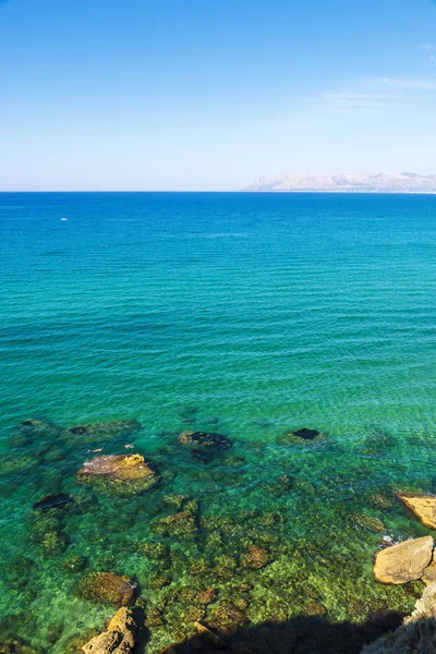 意大利西西里岛夏天的岩石海岸 — 图库照片