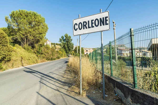 Corleone ulice znamení v Sicílie, Itálie — Stock fotografie