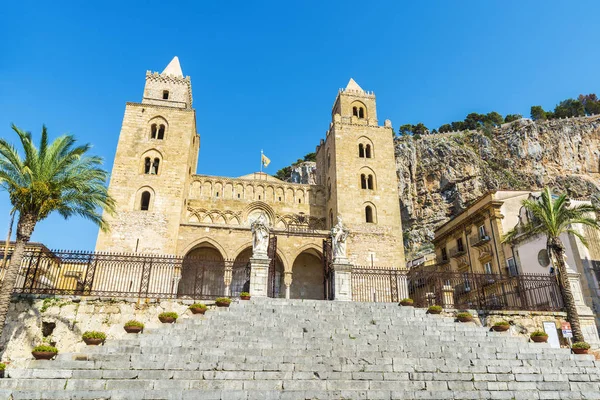 Katedral Cefalu Sicilya, İtalya — Stok fotoğraf